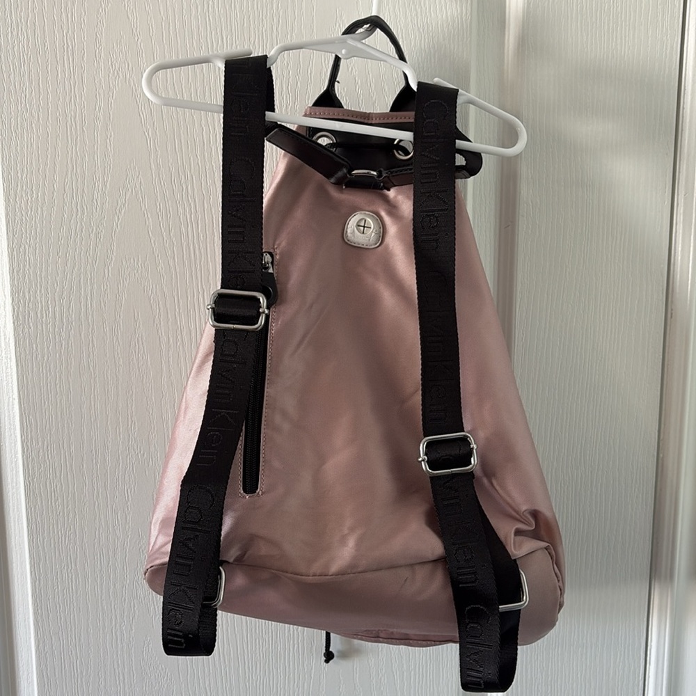 Calvin Klein back pack - Picture 7 of 10